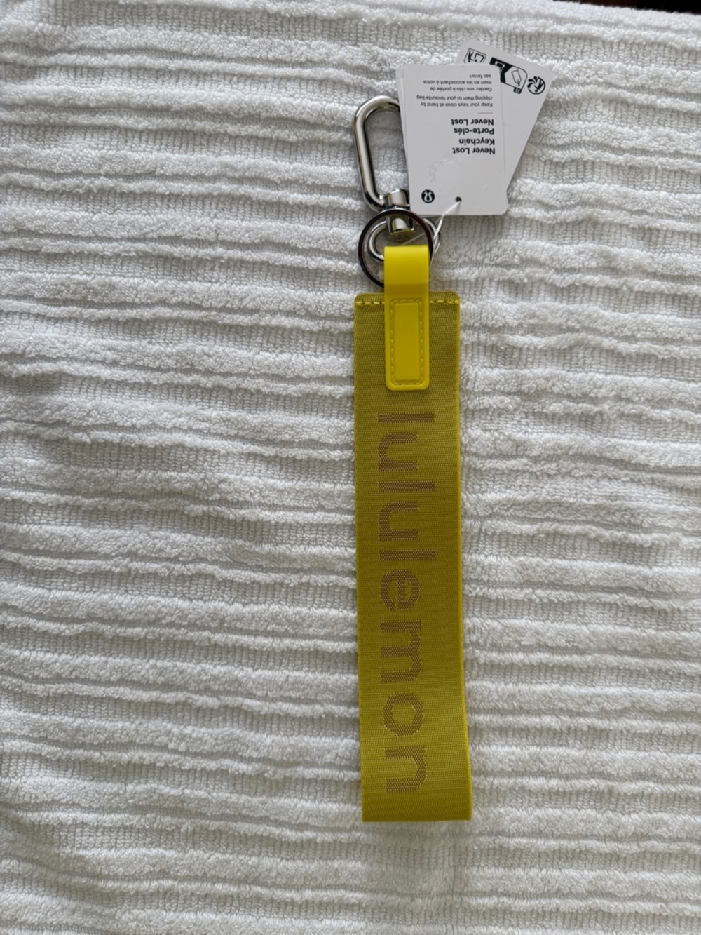 lululemon athletica Daisy Glow/Melrose Tan Never Lost  Keychain